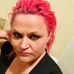 Meet your Posher, Carolyn